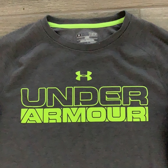 Under Armour gray Long sleeve - Picture 2 of 6